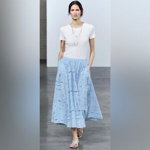 Zara collection skirt with cutwork embroidery. Size S. Worn only once!